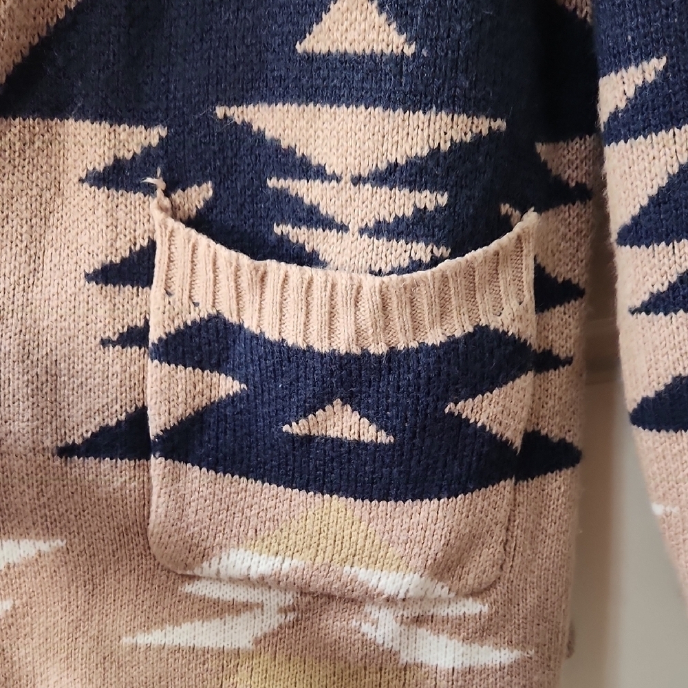 Haptics Aztec Patterned Open Front Cardigan in Blush and Navy - 2X - Picture 8 of 8